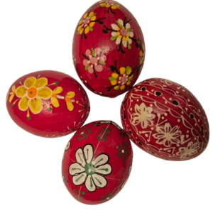 Pysanky rouge motif fleur